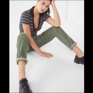 **EUC** BDG Color Corduroy High-Rise Mom Pant